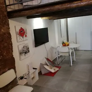 La Casetta Di Marta Ai Quattro Canti Di Palermo